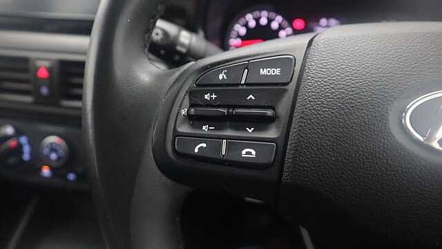 Hyundai I10 1.2 SE Connect Hatchback 5dr Petrol Manual Euro 6 (s/s) (84 ps) Red