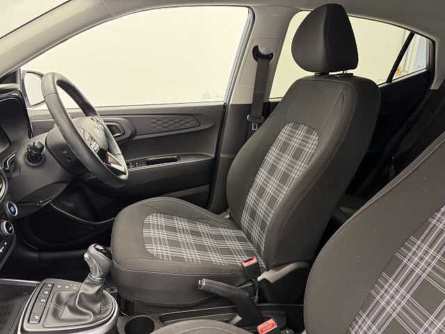Hyundai i10 1.2 MPi Premium 5dr Auto