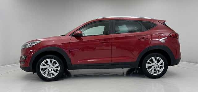 Hyundai TUCSON 1.6 GDi SE Nav 5dr 2WD Red