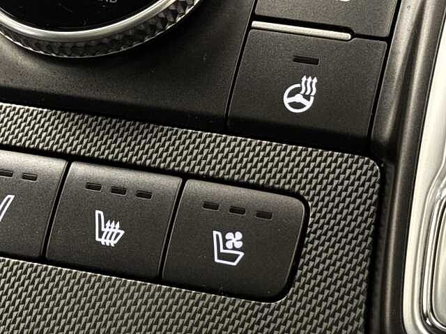 Hyundai Santa Fe 1.6 TGDi Hybrid Ultimate 5dr 4WD Auto