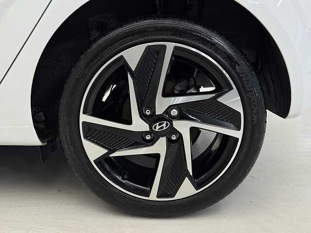 Hyundai i10 1.0 MPi Premium 5dr Auto