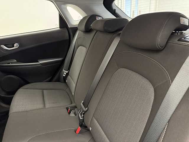 Hyundai KONA 1.0 TGDi 48V MHEV SE Connect 5dr Red