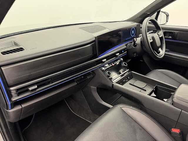 Hyundai SANTA FE 1.6 TGDi Plug-in Hybrid Calligraphy 5dr 4WD Auto Silver