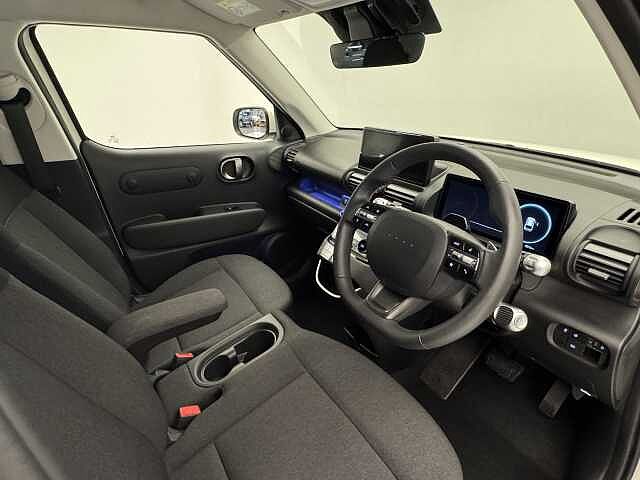 Hyundai INSTER 85kW 02 49kWh 5dr Auto Beige
