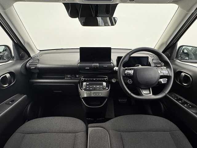 Hyundai INSTER 85kW 02 49kWh 5dr Auto Beige