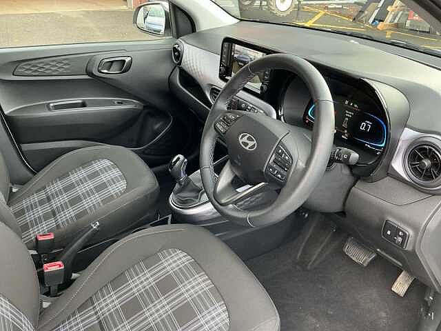 Hyundai i10 1.0 [63] Premium 5dr Auto [Nav]