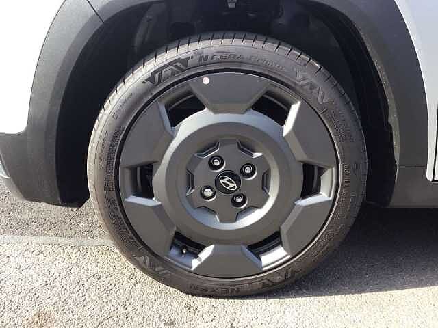 Hyundai Inster 85kW Cross 49kWh 5dr Auto