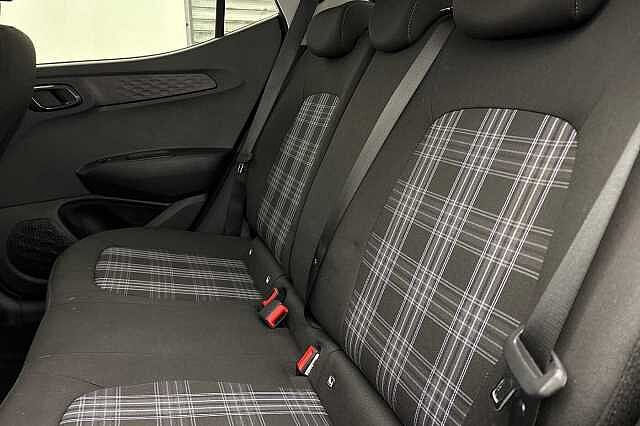 Hyundai i10 1.0 [63] Premium 5dr Auto [Nav]