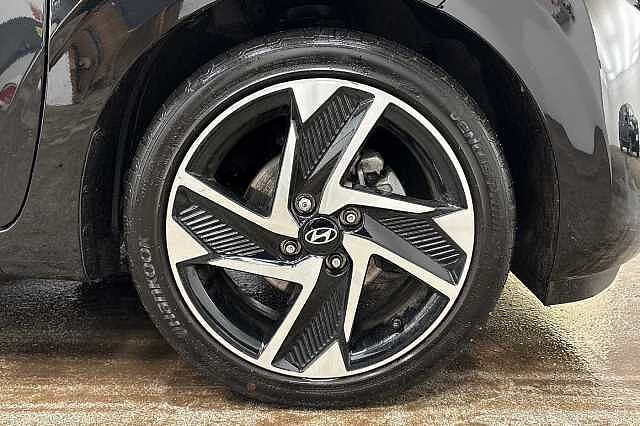 Hyundai i10 1.0 [63] Premium 5dr Auto [Nav]