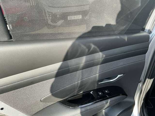 Hyundai TUCSON 1.6T Hybrid Ultimate 5dr Auto Silver
