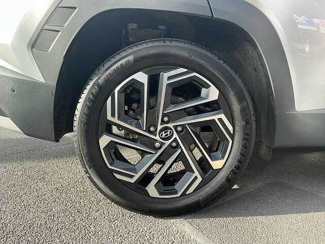 Hyundai TUCSON 1.6T Hybrid Ultimate 5dr Auto Silver