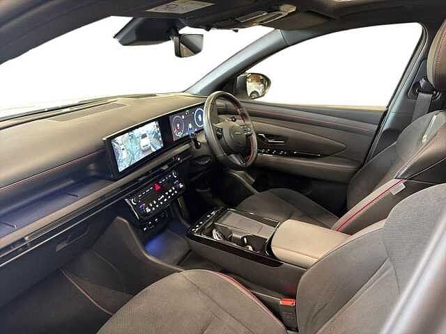Hyundai TUCSON 1.6T Hybrid N Line S 5dr Auto White