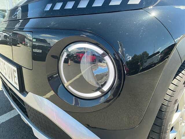 Hyundai INSTER 85kW 01 49kWh 5dr Auto Black