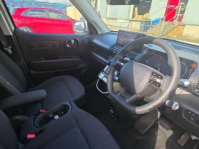 Hyundai INSTER Long Range 49kWh 02 5dr Automatic