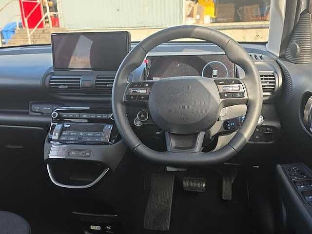 Hyundai INSTER Long Range 49kWh 02 5dr Automatic