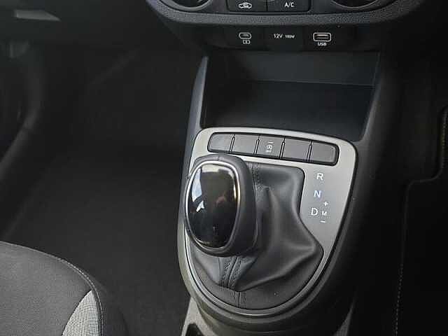 Hyundai i10 1.0 Advance 5dr Automatic