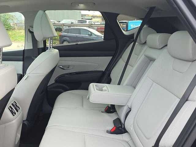 Hyundai TUCSON 1.6T Ultimate SUV 5dr Petrol Hybrid Auto Euro 6 (s/s) (239 ps) Black