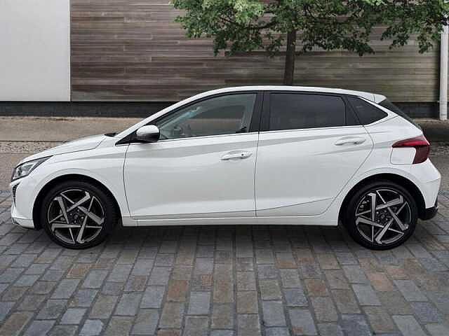 Hyundai I20 1.0 T-GDi Ultimate Hatchback 5dr Petrol DCT Euro 6 (s/s) (100 ps) White