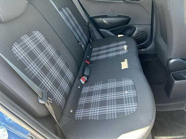 Hyundai I10 1.2 Premium 5dr Automatic Vibrant Blue