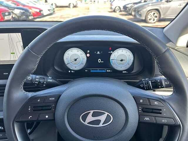 Hyundai BAYON 1.0 T-GDi Ultimate SUV 5dr Petrol DCT Euro 6 (s/s) (100 ps) Black
