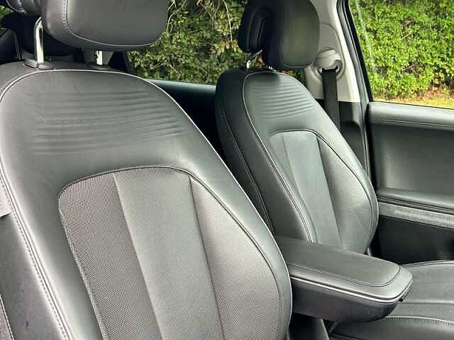 Hyundai IONIQ 5 73kWh Ultimate Hatchback 5dr Electric Auto (217 ps)