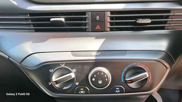 Hyundai i20 1.0 T-GDi MHEV SE Connect Hatchback 5dr Petrol Hybrid Manual Euro 6 (s/s) (100 p