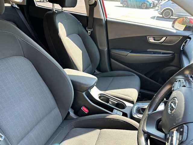 Hyundai KONA 1.6 h-GDi Premium SUV 5dr Petrol Hybrid DCT Euro 6 (s/s) (141 ps)