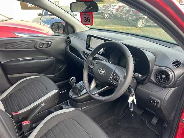 Hyundai i10 1.0 Advance Hatchback 5dr Petrol Auto Euro 6 (s/s) (63 ps)