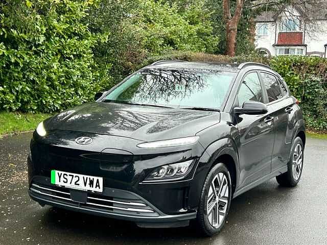Hyundai KONA 64kWh Premium SUV 5dr Electric Auto (10.5kW Charger) (204 ps) Black