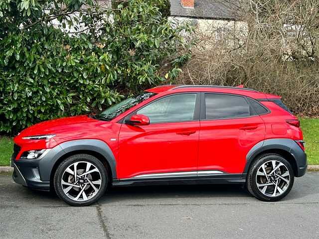 Hyundai KONA 1.0 T-GDi MHEV Premium SUV 5dr Petrol Hybrid Manual Euro 6 (s/s) (120 ps) Red