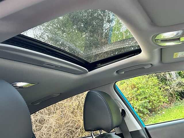 Hyundai KONA 64kWh Ultimate SUV 5dr Electric Auto (10.5kW Charger) (204 ps)