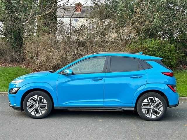 Hyundai KONA 64kWh Ultimate SUV 5dr Electric Auto (10.5kW Charger) (204 ps)