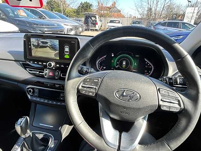 Hyundai i30 1.0 T-GDi MHEV Premium Tourer 5dr Petrol Hybrid Manual Euro 6 (s/s) (120 ps)