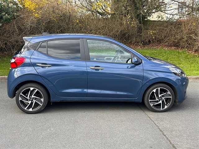 Hyundai I10 1.0 Premium Hatchback 5dr Petrol Auto Euro 6 (s/s) (63 ps) Blue