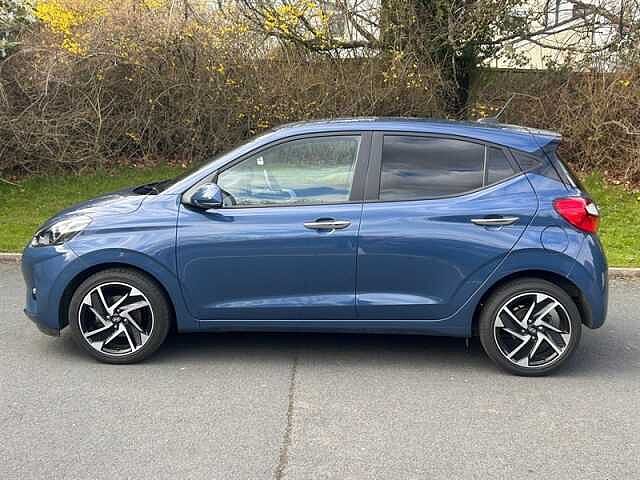 Hyundai I10 1.0 Premium Hatchback 5dr Petrol Auto Euro 6 (s/s) (63 ps) Blue