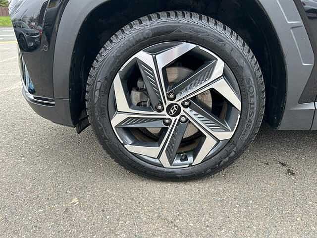 Hyundai TUCSON 1.6 h T-GDi 13.8kWh Ultimate SUV 5dr Petrol Plug-in Hybrid Auto 4WD Euro 6 (s/s) Black