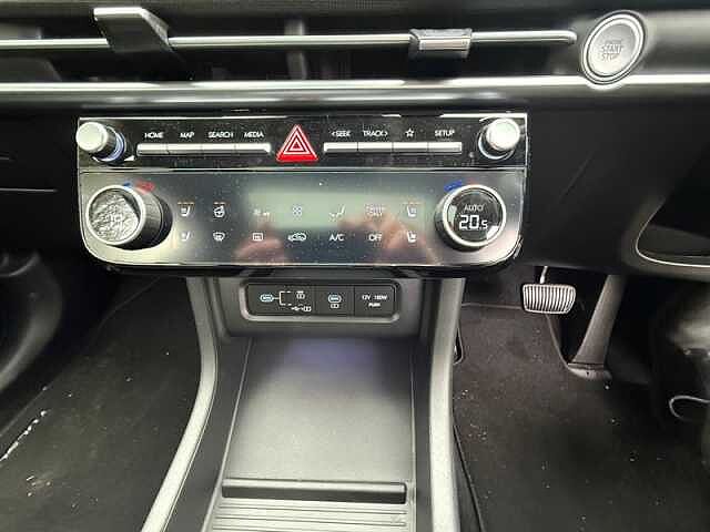 Hyundai TUCSON 1.6 T-GDi 13.8kWh Ultimate SUV 5dr Petrol Plug-in Hybrid Auto Euro 6 (s/s) (253 Silver