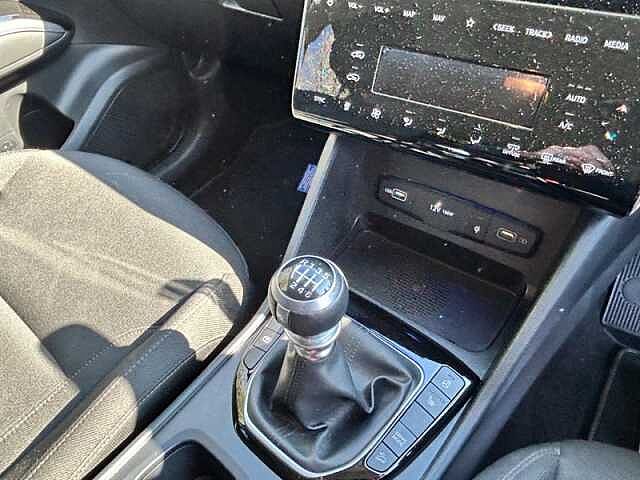 Hyundai TUCSON 1.6 T-GDi Premium SUV 5dr Petrol Manual Euro 6 (s/s) (150 ps) Silver