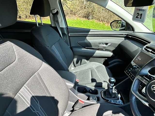 Hyundai TUCSON 1.6 T-GDi Premium SUV 5dr Petrol Manual Euro 6 (s/s) (150 ps) Silver