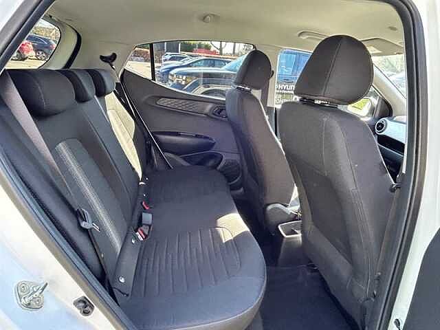 Hyundai I10 1.0 Premium Hatchback 5dr Petrol Manual Euro 6 (s/s) (67 ps) White