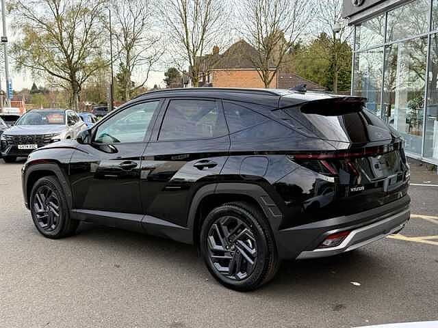 Hyundai TUCSON 1.6T Hybrid 239ps Black Line AU Black