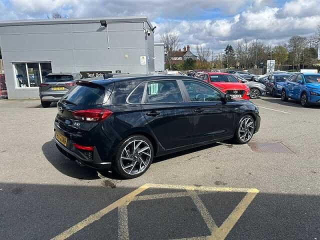 Hyundai I30 1.5 T-GDi MHEV N Line Hatchback 5dr Petrol Hybrid Manual Euro 6 (s/s) (159 ps) Black