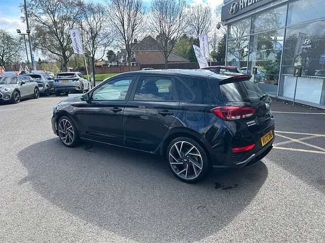 Hyundai I30 1.5 T-GDi MHEV N Line Hatchback 5dr Petrol Hybrid Manual Euro 6 (s/s) (159 ps) Black