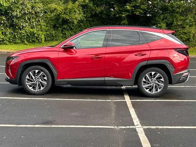 Hyundai TUCSON 1.6 T-GDi Premium SUV 5dr Petrol Manual Euro 6 (s/s) (150 ps) Red