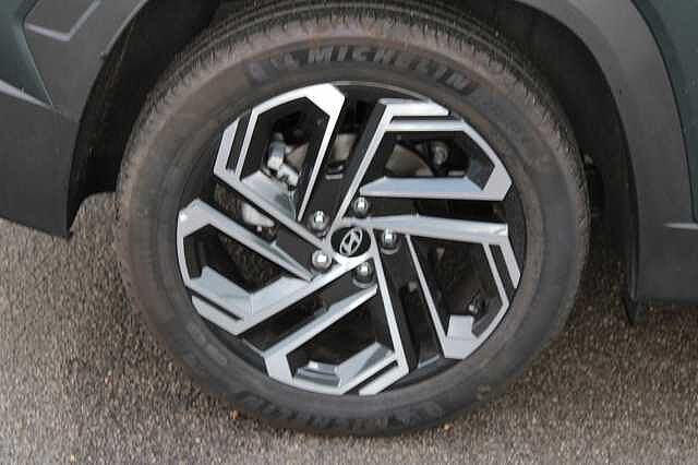 Hyundai TUCSON 1.6 T-GDi MHEV Ultimate DCT 4WD Euro 6 (s/s) 5dr Green