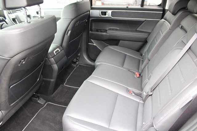 Hyundai Santa Fe 1.6 T-GDi 13.8kWh Ultimate Auto 4WD Euro 6 (s/s) 5dr