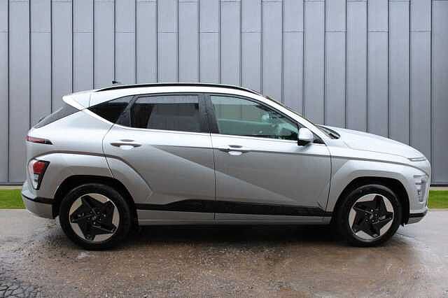 Hyundai KONA 65.4kWh Ultimate Auto 5dr Silver