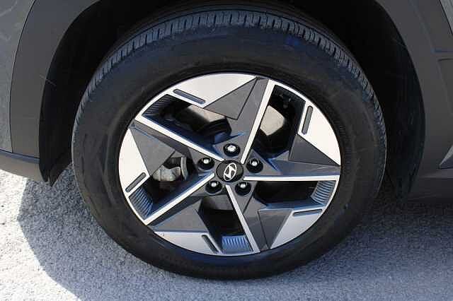 Hyundai TUCSON 1.6 T-GDi 13.8kWh Premium Auto Euro 6 (s/s) 5dr Grey