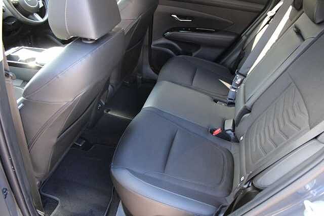 Hyundai TUCSON 1.6 T-GDi 13.8kWh Premium Auto Euro 6 (s/s) 5dr Grey