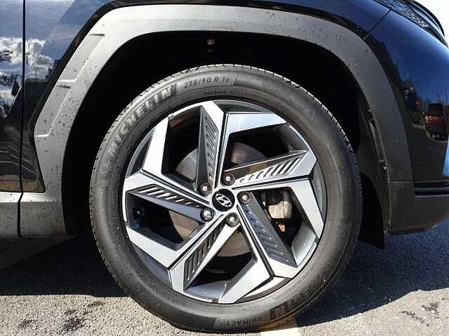 Hyundai TUCSON 1.6 TGDi Hybrid 230 Premium 5dr 2WD Auto Black